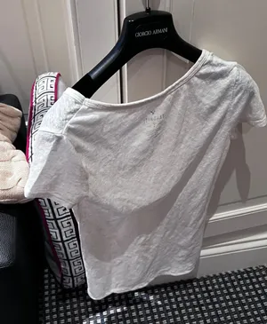 American Eagle WHITE CREAM BURNT OUT V NECK thumbnail 2
