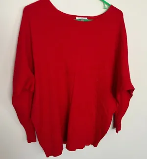 Vila Milano‎ xl red top thumbnail 1