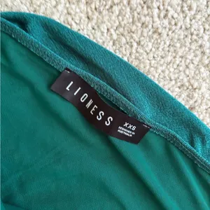 Lioness princess Polly green asymmetrical one shoulder mini ruched dress Xxs thumbnail 7