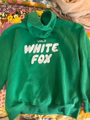 White fox sweatshirt  thumbnail 2