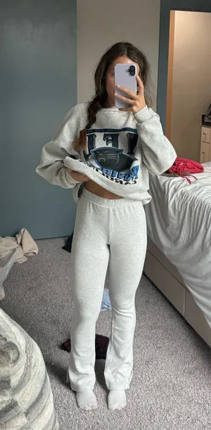 Old Navy Lounge Pants thumbnail 1