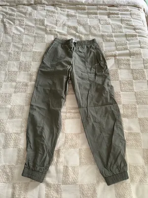 Wilo the Label‎ women's parachute jogger pants in an olive green color small thumbnail 2