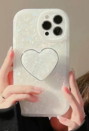 iphone 16 pro max Heart Case thumbnail 1