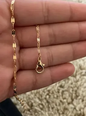 Demure Chain Bracelet Gold thumbnail 3