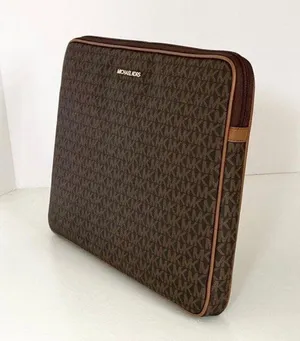 Brown Signature Laptop Case thumbnail 4