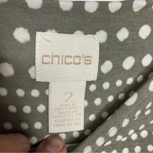 Chico’s green and‎ white top casual size 2 thumbnail 3