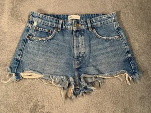 Zara Denim cutoff Blue Women Shorts 4 thumbnail 1