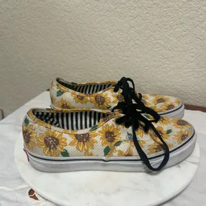 VANS Authentic Canvas White Sunflower Dots Lace-Up Low Top Sneakers Shoe… thumbnail 3