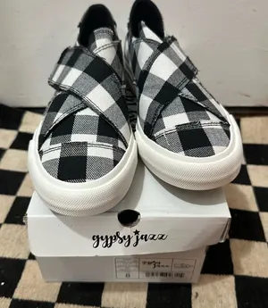 Gypsy Jazz‎ Black and White Checkered Slip-On Sneakers thumbnail 1