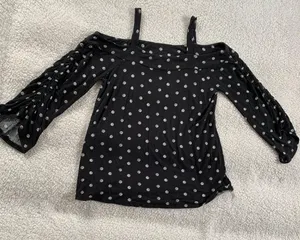 Cool Shoulder Top thumbnail 3