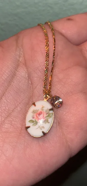 Vintage Necklace Gold thumbnail 2