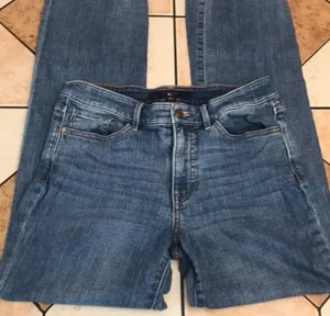 Tommy Hilfiger light wash high waisted denim jeans size 6 thumbnail 5