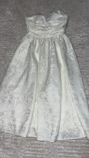 Amazon Strapless Dress thumbnail 1