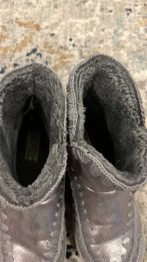 fur boots size 7 women’s Gray thumbnail 6