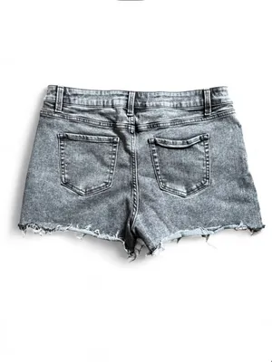Time and Tru Classic High-Rise Gray Acid Wash Denim Cutoff Shorts Size 14 Jorts thumbnail 2