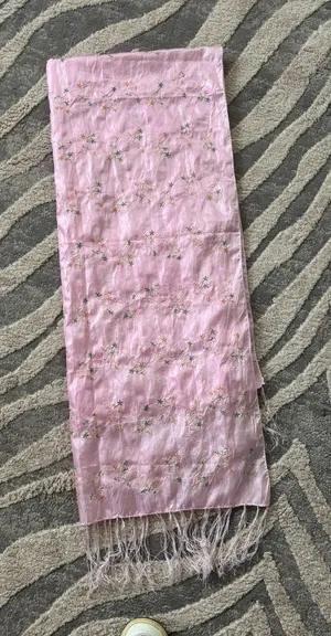 Pink scarf thumbnail 1