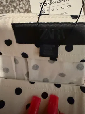 ZARA Pants Capri thumbnail 2
