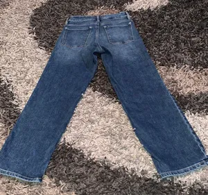 Jeans size 2 good cond inseam 27 thumbnail 2