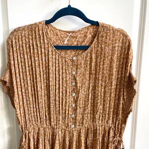 Free‎ People One Fine Day Mini Dress Women S Brown Floral Cottagecore Pleated thumbnail 5