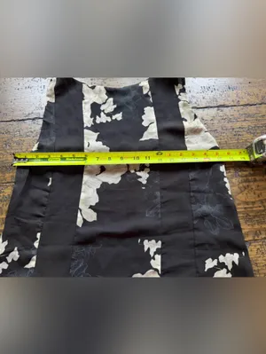 FARM Rio Black & White Floral Chiffon Shift Dress - Size M Like new! thumbnail 4