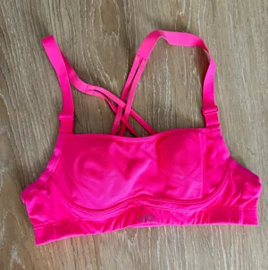 Victoria's Secret VSX Sports Bra thumbnail 1