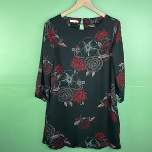 Maurices Floral Print Shift Dress Cold Shoulder size XS thumbnail 3