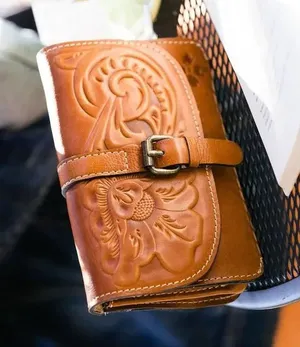PATRICIA NASH Torri Tan‎ Leather Heritage Collection Crossbody Bag Organizer thumbnail 1