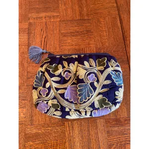 Danielle Martins quilted embroidered clutch bag thumbnail 2
