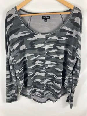 Lucky Brand Camo Thermal Waffle Long Sleeve Top Size Large thumbnail 1