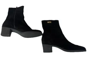Salvatore Ferragamo Black Suede Ankle Boots Size 8.5 AA Narrow Heels Italy Lux thumbnail 1