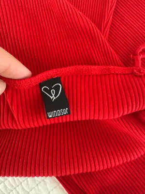 Windsor red ribbed body con dress thumbnail 4