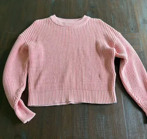 Old Navy Sweater thumbnail 1