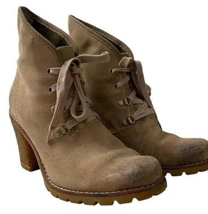 UGG Authentic Calynda Tan Mid Ankle Lace Up High Heel Boots Genuine Leather thumbnail 1