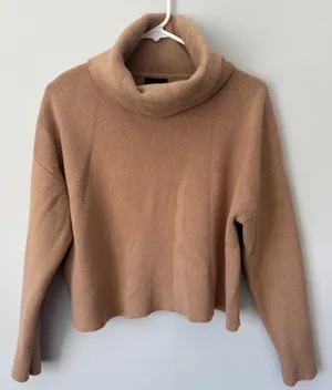 VICI Sweater thumbnail 1