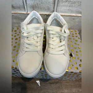 Nicole Miller White‎ Sneaker's Size 6.5 New thumbnail 2