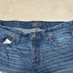 Abercrombie & Fitch Ames Slim Boyfriend Jeans Denim Distressed Size 25/0 thumbnail 2