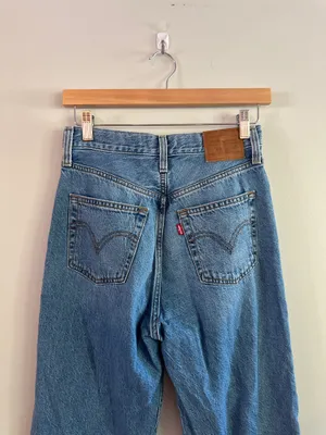Levi’s Ribcage Ankle Jeans Straight thumbnail 9
