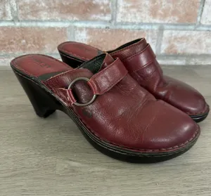 Born Slip On Clogs Red Burgundy Leather Y2K Size 9 Boho 90s Vintage Eclectic thumbnail 1