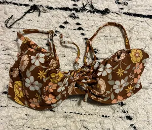 Bikini️ top thumbnail 1