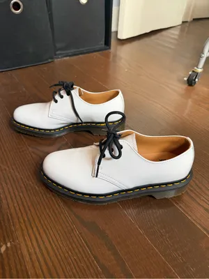Dr Martens 1461 Women'S Patent Leather Oxford Shoes thumbnail 2
