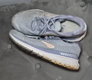 Brooks Women's Light Gray and Pale Peach Running Sneakers thumbnail 1