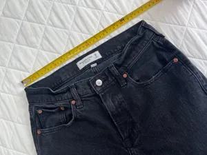 Abercrombie & Fitch The 90’s Straight Mid Rise Jeans Black 26 2s Clean Girl Chic thumbnail 5