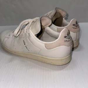 Adidas Stan Smith Shoes Womens Size 10.5 White Pink Leather Tennis‎ Sneakers thumbnail 5