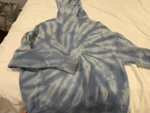 Hoodie thumbnail 3