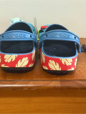 NWT CROCS -  Lilo & Stitch Classic Clogs | W 7 / M5 thumbnail 4