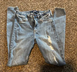 Hollister Jeans thumbnail 1