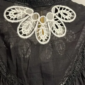 Anthropologie x Forever NWT That Girl Embroidered high neck Blouse - XS thumbnail 11