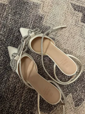 Pointed toe kitten heels sparkle bow White Size 9 thumbnail 3