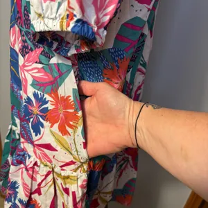 SUNDRY Tropical Floral Print Short Sleeve Ruffle‎ Hem cotton Dress Size S thumbnail 4