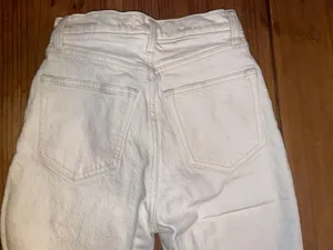 Abercrombie 90s Ultra High Rise Jeans thumbnail 2